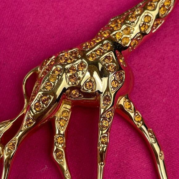 Vintage Retired Signed Swarovski Giraffe Pin Brooch with Amber Crystals. Rare - Picture 4 of 9